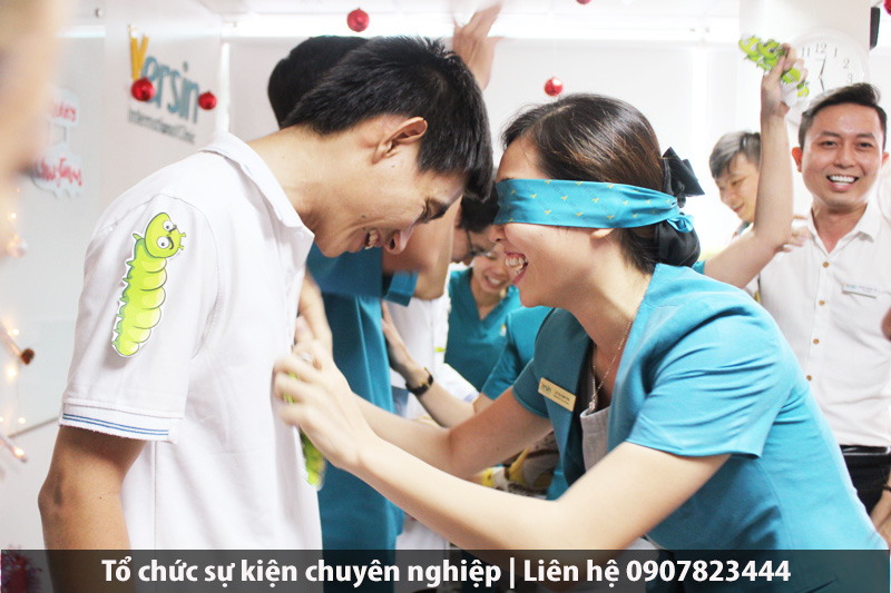 Trò chơi teambuilding Trò chơi teambuilding chuyền tranh